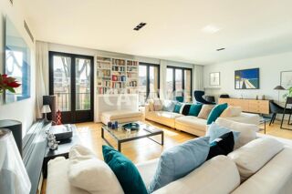  Maison à vendre 6 pièces 195 m²