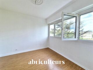  Appartement à louer 6 pièces 84 m² Cognac