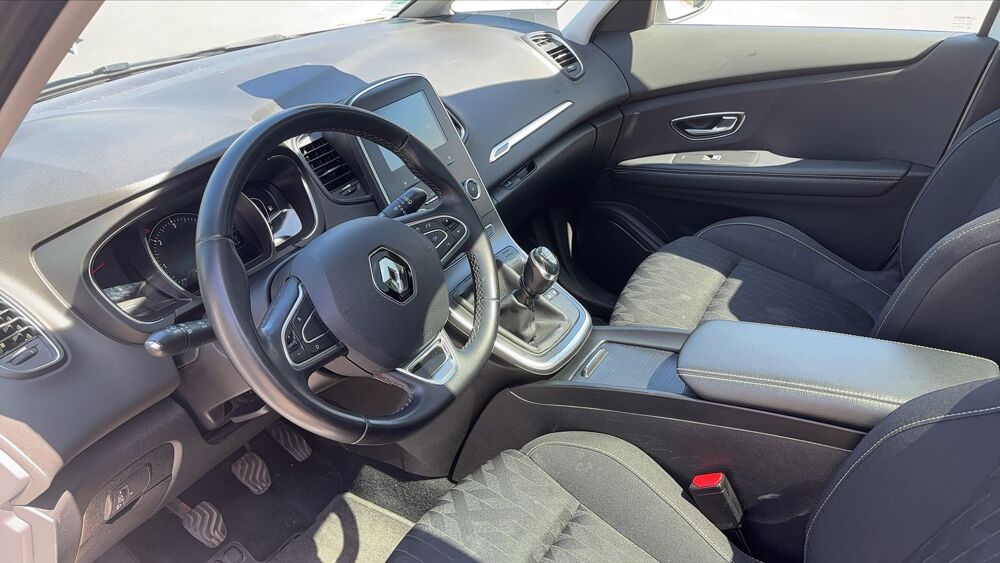 Grand scenic IV IV 1.7 dCi 120 Limited 2019 occasion 35133 Romagne