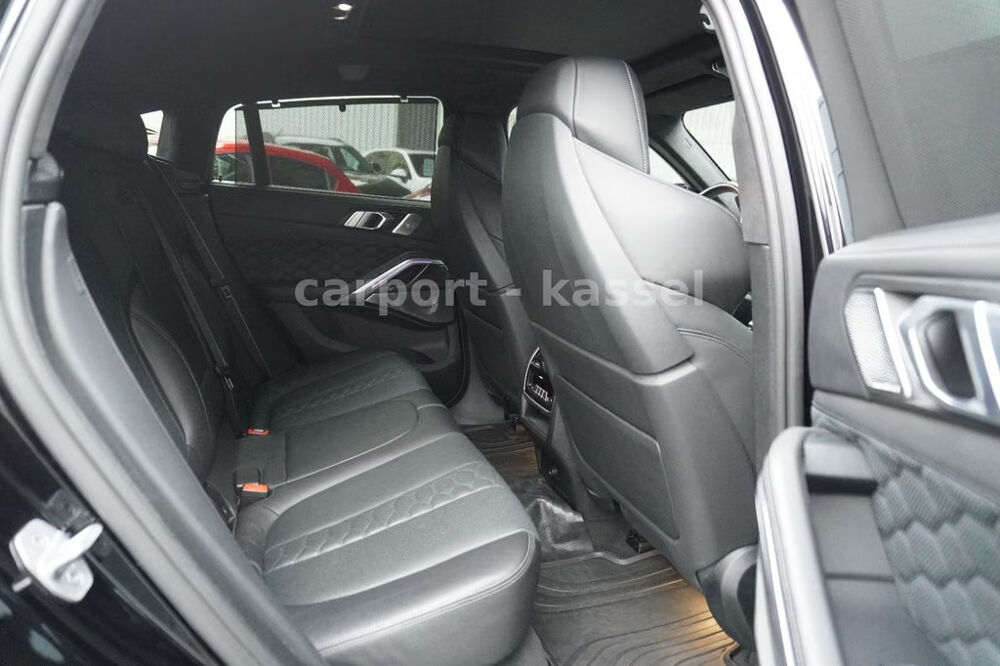 X6 M Competition – Bowers & Wilkins, Carbon, Pano, Laser, Night 2021 occasion 33000 Bordeaux