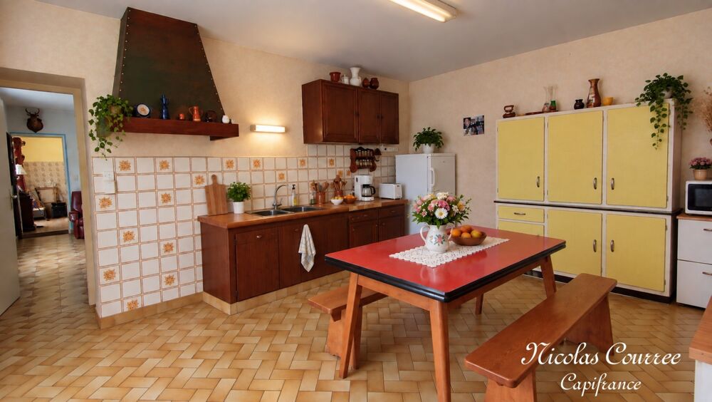 Vente Maison Maison à rénover avec jardin – Beau potentiel – Chauray (79180) Chauray