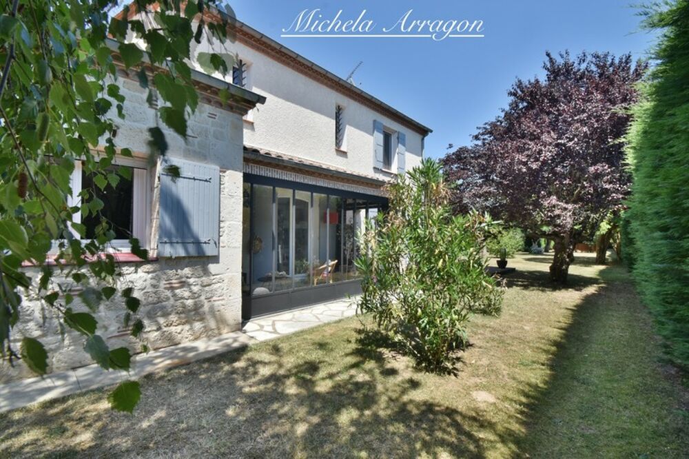Maison familiale avec parc arboré de plus de 2 000 m²  Grange-sur-Lot