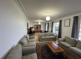  Maison � vendre 9 pi�ces 208 m�