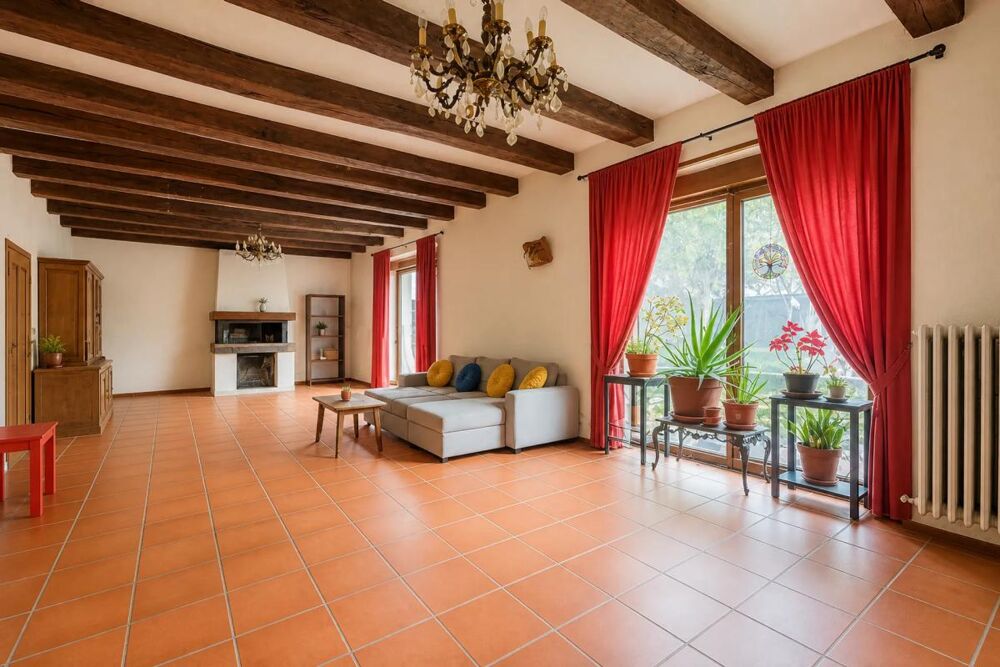 Vente Maison Maison de 8 pièces de 286 m² à Villers-lès-Luxeuil Villers les luxeuil