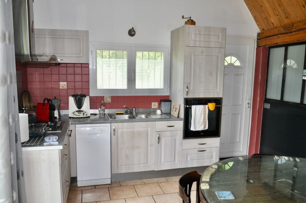 Vente Maison Dpt Alpes de Haute Provence (04), Proche ENTREVAUX à vendre Maison plain pied 2 pièces 50 m² sur 3400 m² de Terrain Sausses