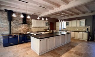  Propriété/château à vendre 11 pièces 420 m²
