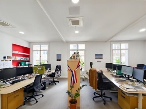 Auber /Op&eacute;ra/Saint Lazare 32413 75009 Paris