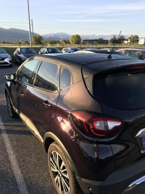 Captur TCE 130 INITIALE PARIS 2019 occasion 38160 Chatte