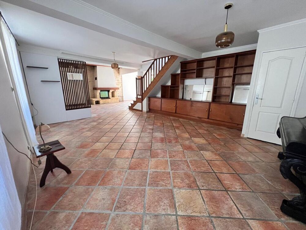 (95450) AVERNES , Maison de village 8 pièce(s) 225 m2, 5 chambres, jardin