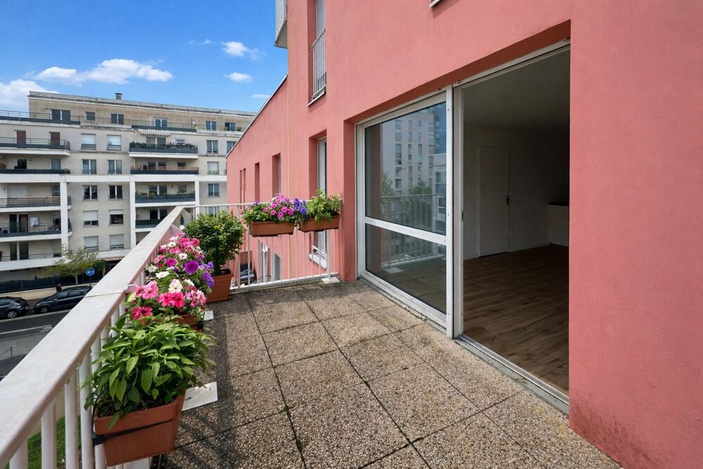 Vente Appartement Appartement à vendre 3 pièces COLOMBES (92)68m²-2 chambres- balcon-parking Colombes
