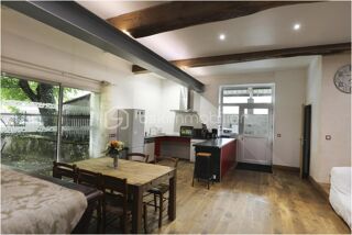  Maison  vendre 6 pices 225 m