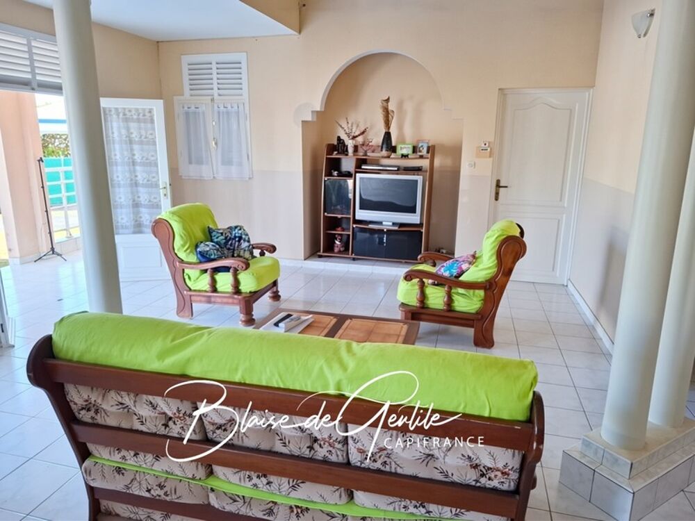 � vendre  Maison Baie-Mahault (97122)