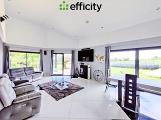  Maison � vendre 6 pi�ces 218 m�