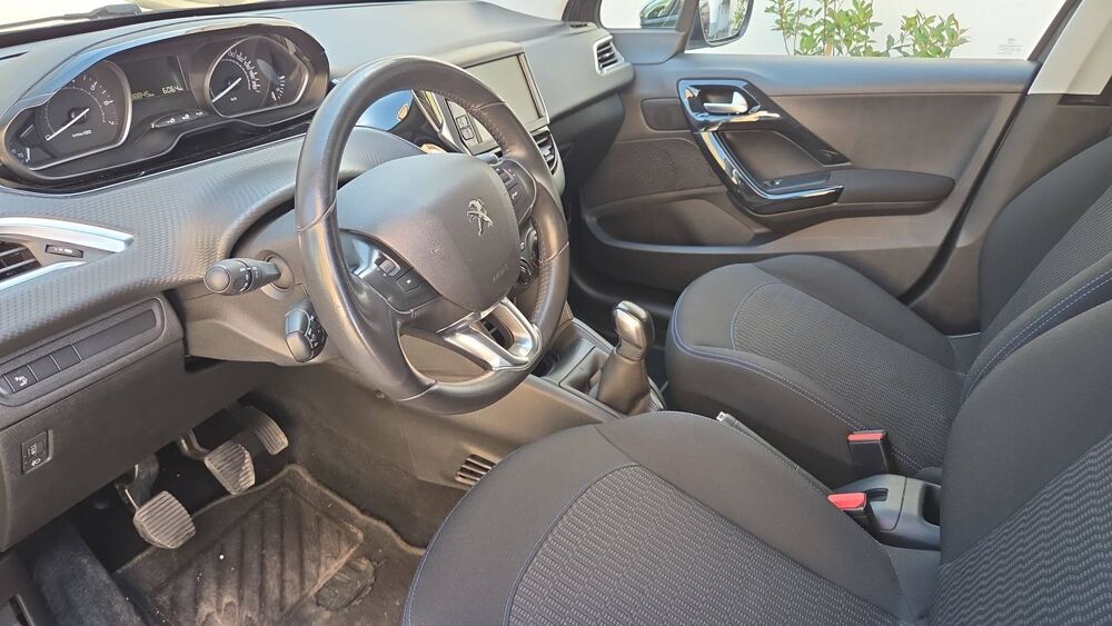 208 I 1.2 PureTech 82 Style 2018 occasion 51000 Chalons En Champagne