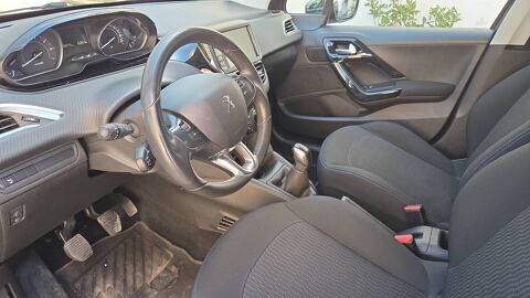 208 I 1.2 PureTech 82 Style 2018 occasion 51000 Chalons En Champagne