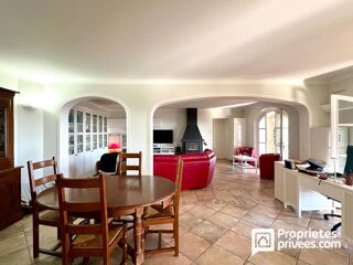  Maison � vendre 6 pi�ces 214 m�