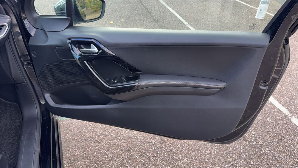 208 I 1.6 E-HDi 92 Allure 2013 occasion 57000 Metz