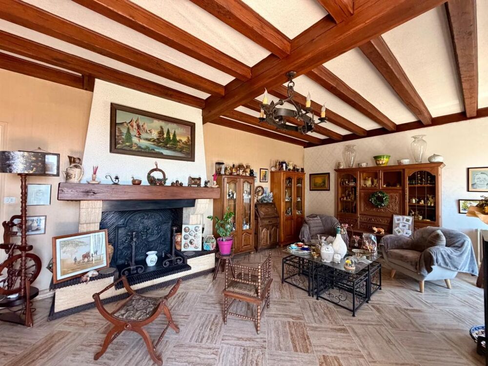 Vente Maison Maison de 5 pièces de 164 m² situé à Irais Irais