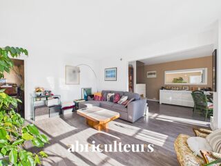 Vente Appartement Paris 15e – Résidence Paris XV – Appartement familial 5 pièces de 114 m² avec balcons, parking et cave Paris 15