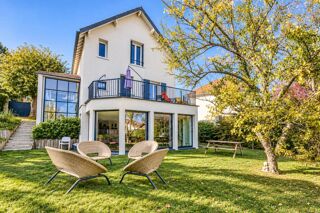 Vente Maison Marnes la Coquette, Belle maison de 167 m2 avec 4 chambres Marnes la coquette