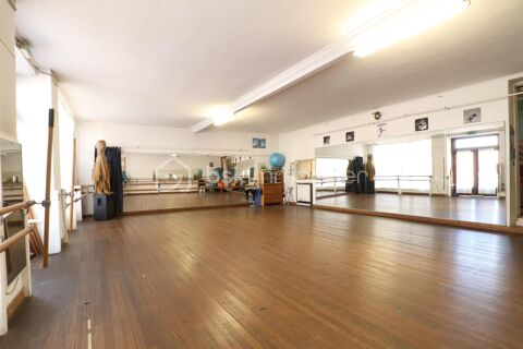   Local commercial 112 m² avec belle vitrine à Bédarieux 