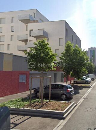  Parking / Garage  vendre 12 m