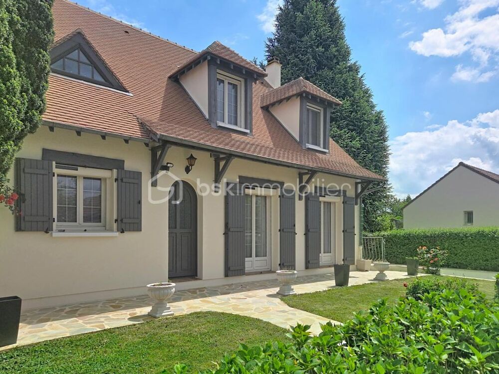 Vente Maison LE PLESSIS PATE - MAISON FAMILIALE 6 PIÈCES NON MITOYENNE, ÉDIFIÉE SUR SOUS SOL TOTAL AVEC GARAGE ET JARDIN Bretigny sur orge