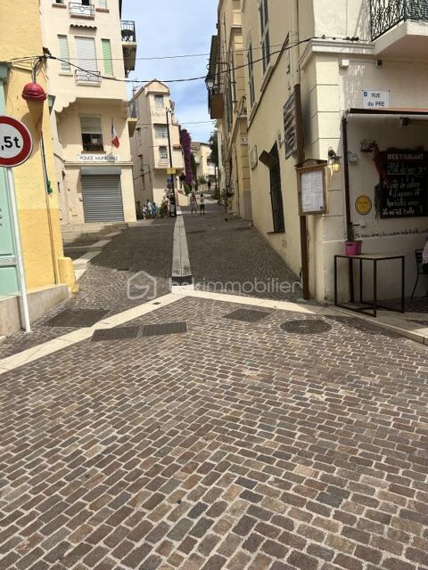 DROIT AU BAIL – LE SUQUET – CANNES 77000 06400 Cannes