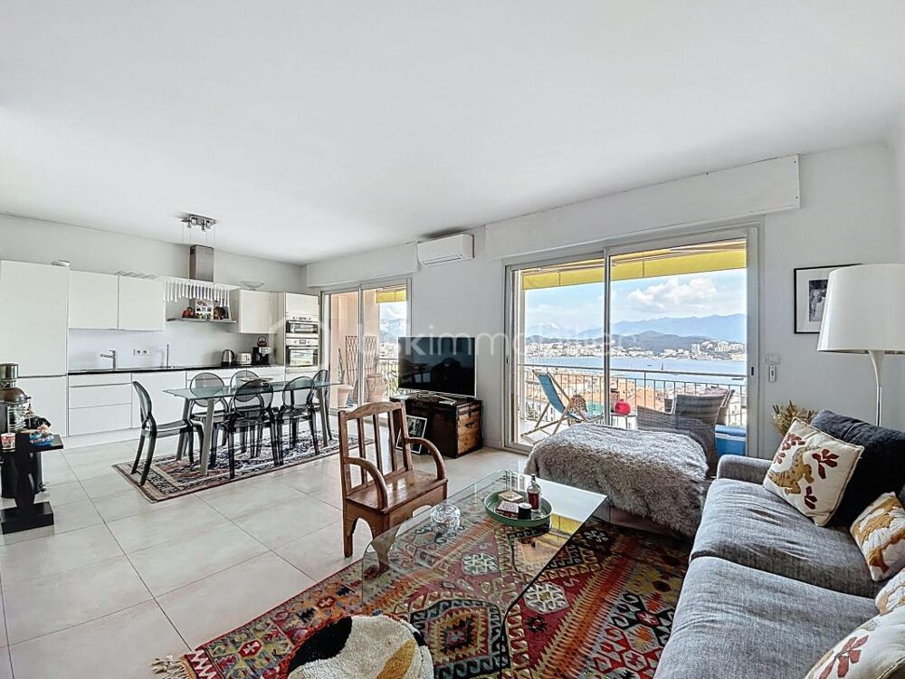 Vente Appartement Ajaccio – Centre-ville - Appartement T3 d'exception rénové avec vue imprenable sur la baie Ajaccio