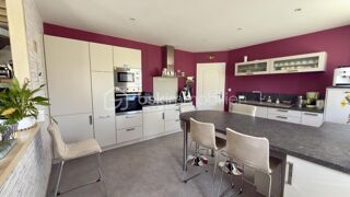  Propriété/château à vendre 5 pièces 170 m²