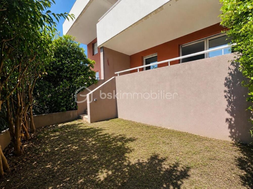 Vente Appartement Coup de cœur assuré / T2 avec terrasse et jardin privatif Marseille 9