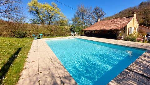   Maison au centre du village d'Allas-Les-Mines, 77 m�, 4 pi�ces, 3 chambres, Piscine Maison - 4 pi�ce(s) - 77 m�