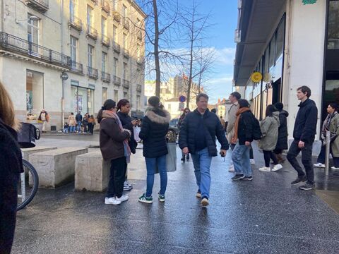  44000 NANTES - LOCAL COMMERCIAL 65 M² A LOUER PROCHE CALVAIRE - FELTRE 
