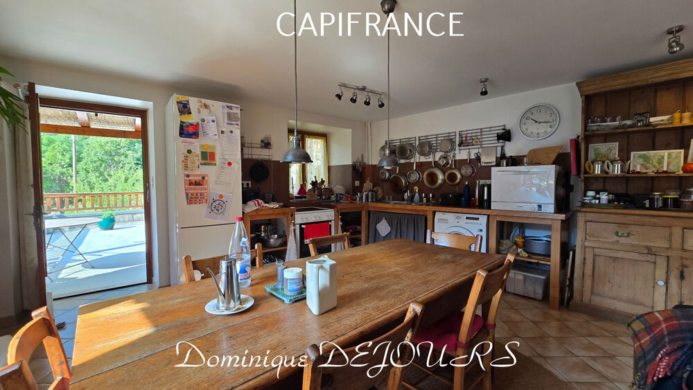 Vente Maison PROPRIÉTÉ DE CARACTÈRE – 1 MAISON PRINCIPALE, 2 GÎTES ET 9,5 HA - VALLÉE DE L'EYRIEUX Gluiras