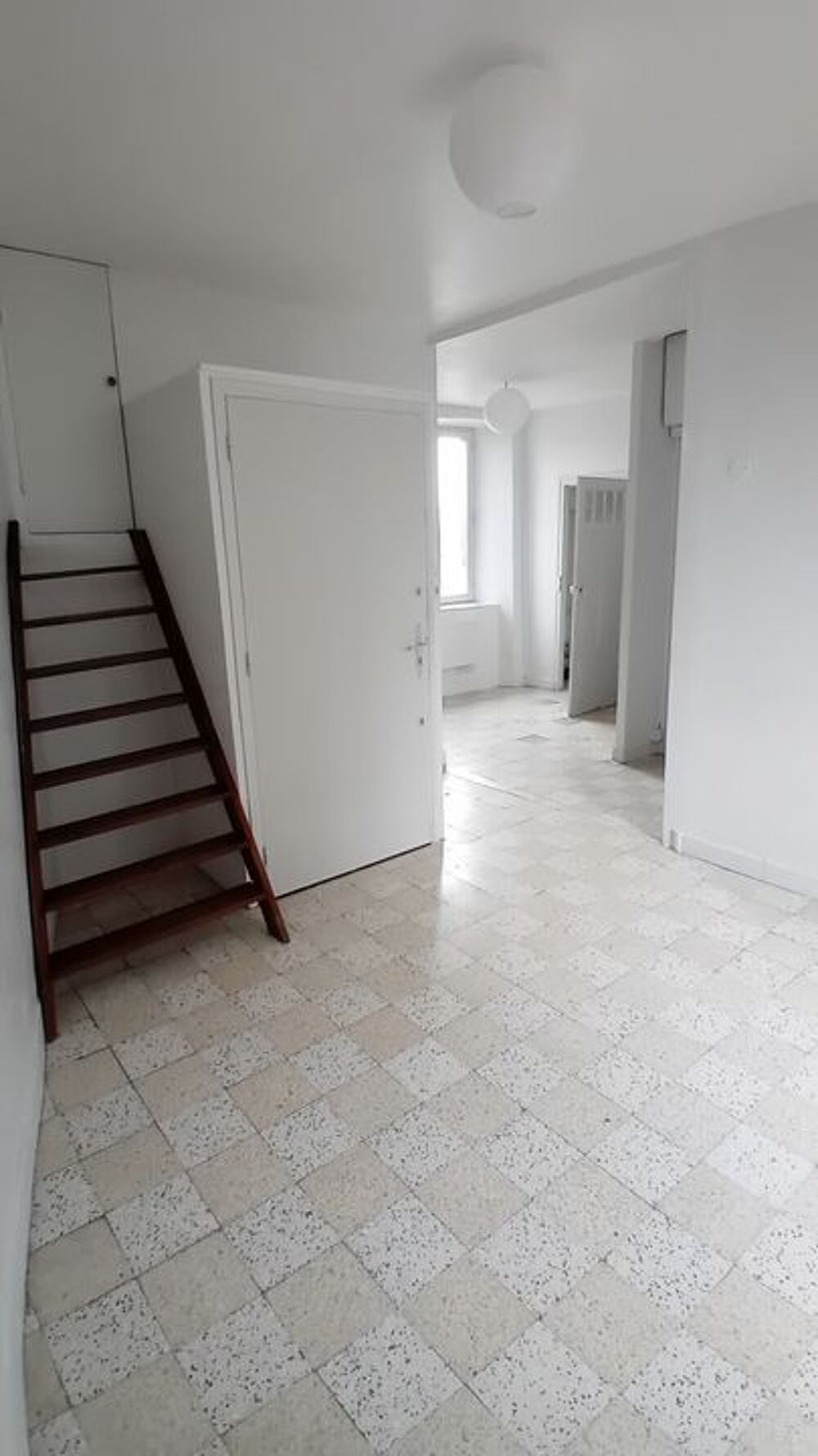 Location Appartement Appartement de 37m2 à louer sur Aubenas Aubenas