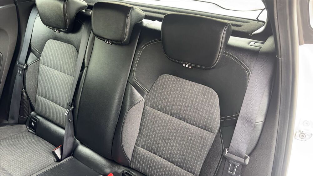 Clio 1.6 E-Tech 140 Hybrid BVA6 Engineered - Automatique Entretie 2022 occasion 84100 Orange