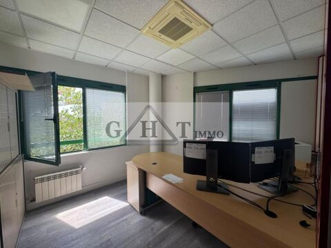   IMMEUBLE DE BUREAUX INDÉPENDANT 