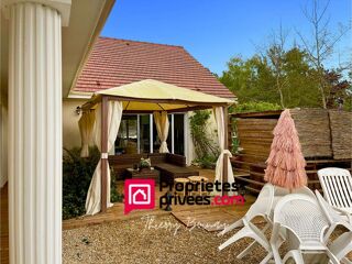  Maison  vendre 8 pices 230 m