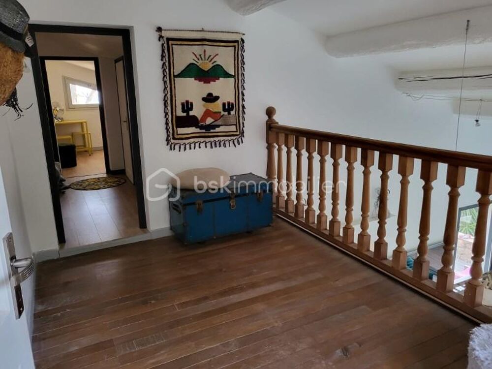 à vendre  Propriété/château Sète (34200)