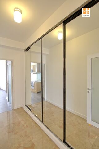  Appartement  vendre 2 pices 79 m