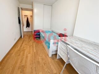  Appartement à louer 4 pièces 78 m²