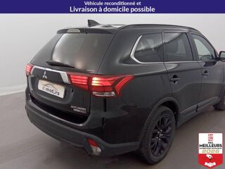Outlander DI-D 150 4WD Black Collection +Toit 2018 occasion 10150 Lavau