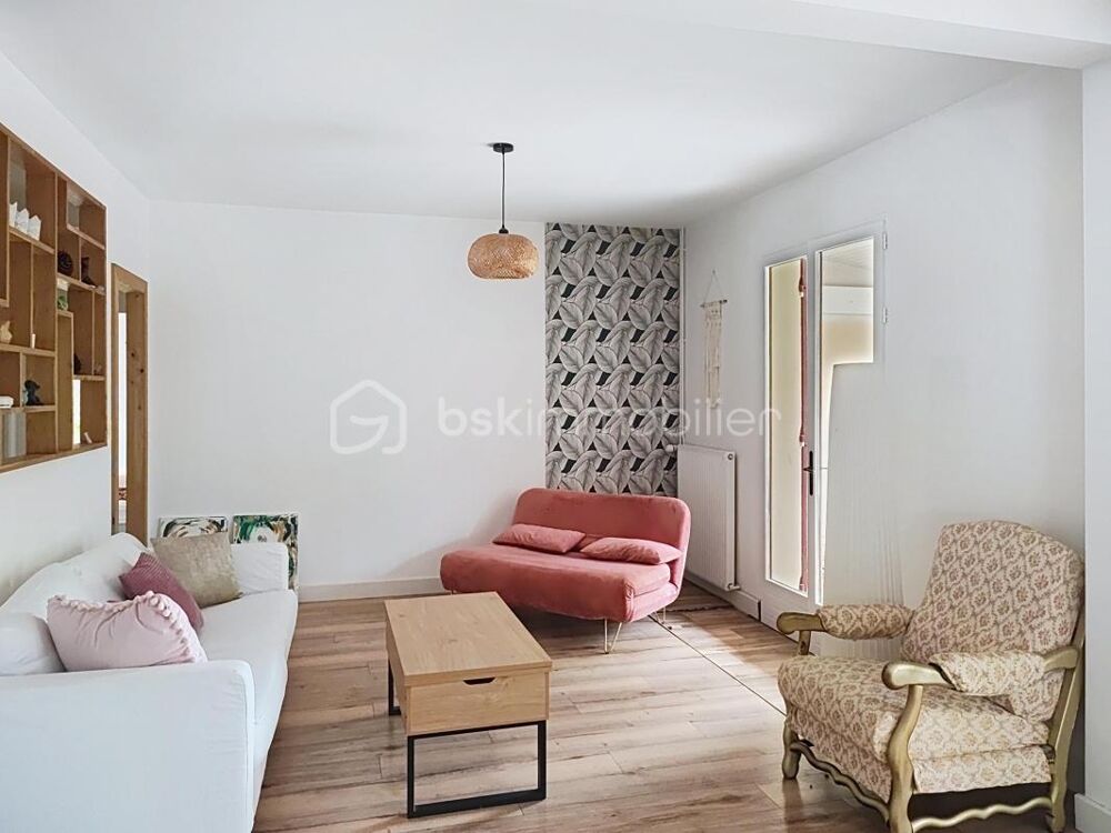 Vente Maison Maison de plain-pied avec piscine et vue dégagée, au calme de la campagne Maurens