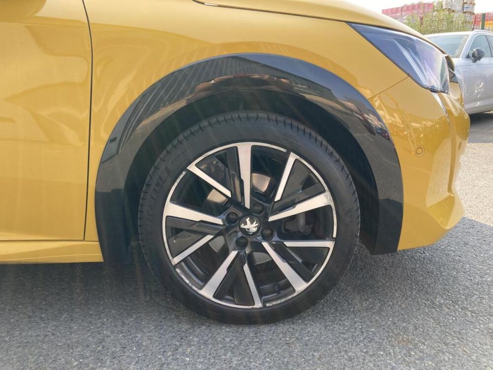 208 1.5 BlueHDi 100 CH GT PACK - ENTRETIEN PEUGEOT 2021 occasion 14650 Carpiquet