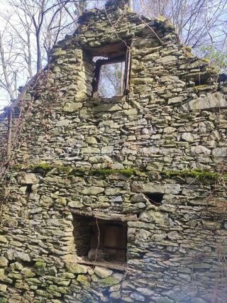  Remise / Grange � vendre 1 pi�ce 60 m�