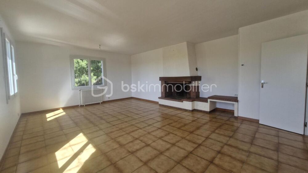Vente Maison MAISON 4 FACES – VUE DÉGAGÉE MER & ÉTANG – GARAGE ET SOUS-SOL AMÉNAGEABLE – LEUCATE VILLAGE Leucate