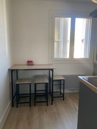  Appartement à louer 1 pièce 31 m²