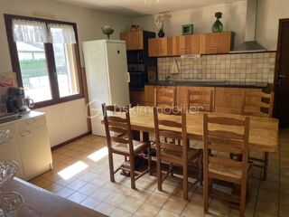  Maison  vendre 6 pices 121 m