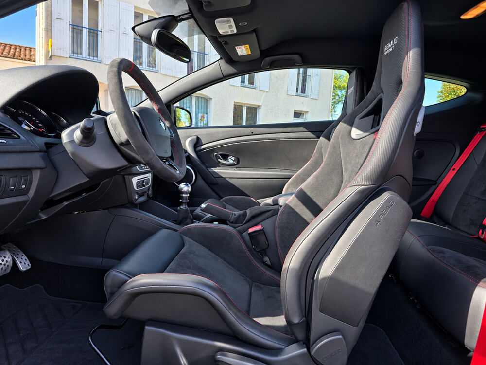 M&eacute;gane 3 2.0 275 RS Trophy 2015 occasion 17300 Rochefort