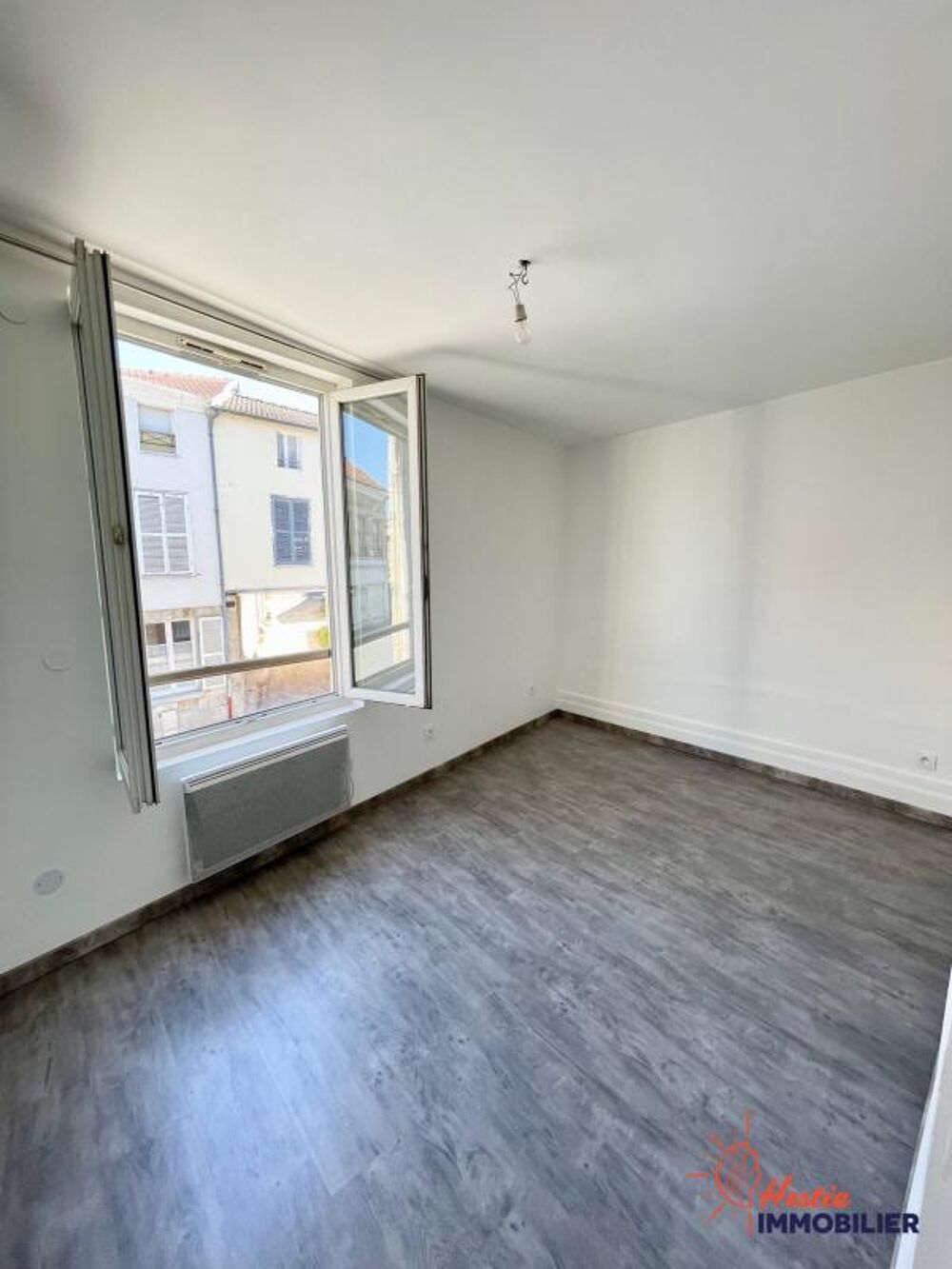 Location Appartement APPT T3 RENOVE - 64.81 M2 PROXIMITE CENTRE VILLE Chalons en champagne